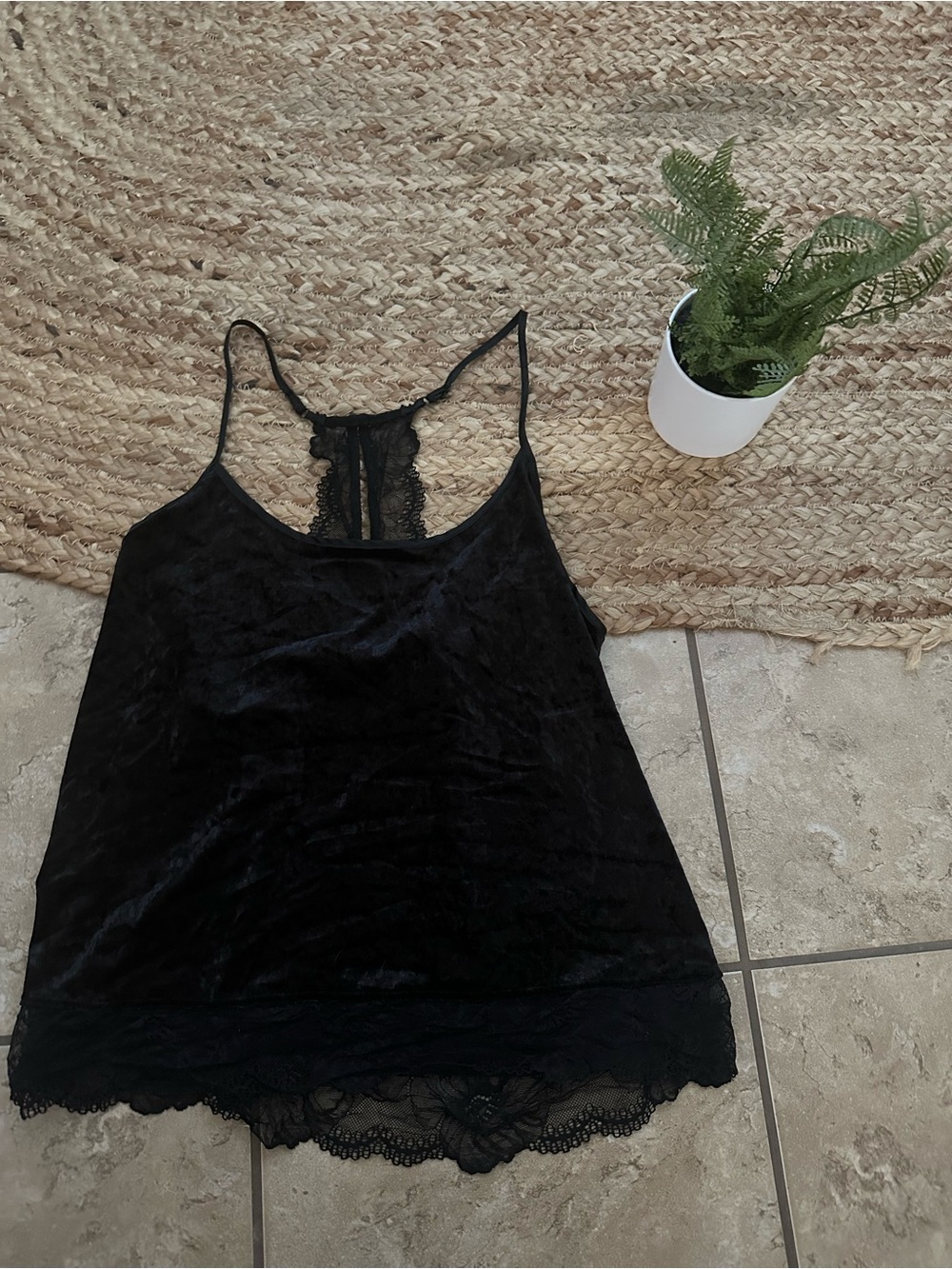 LACE AND VELVET TANK BLOUSE